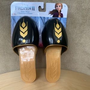 🌻 Frozen 2 Anna Play Clogs